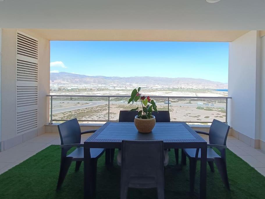 Mar Y Sal 11 Suites, Gran Terraza Con Vistas Al Mar, 2 Hab Y Piscina Рокетас де Мар Екстериор снимка